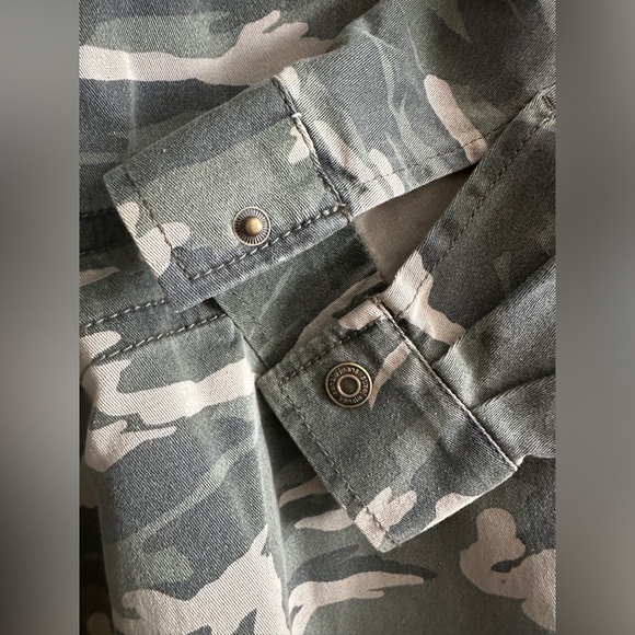 Kensie Jeans Camo Utility Jacket, size XL - Picture 7 of 13